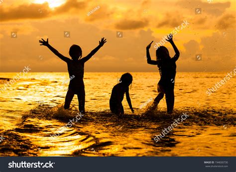 Silhouette Children On Beach Images: Browse 50,424 Stock Photos ...