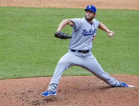 Watch Clayton Kershaw throw 46-mph eephus pitch against Braves - LA ...