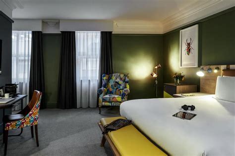 Bristol Grand Hotel - Luxury Defined by a Trip to the Past