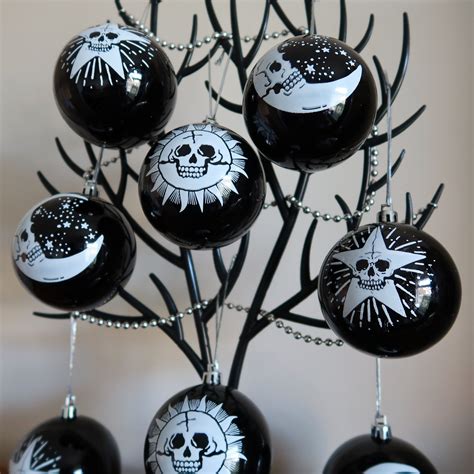 Gothic Christmas Baubles (Killstar) - Dark Dwelling | Black christmas decorations, Christmas ...