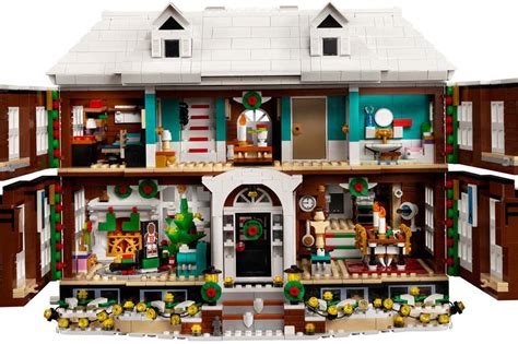 Lego Home Alone house set includes 4,000 pieces and tons of references - Polygon
