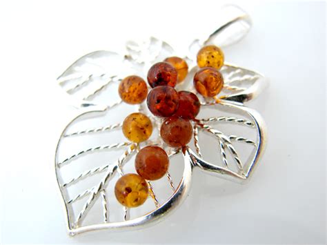 Amber Jewellery Images,Wallpapers: Baltic Amber Jewelry Collection 2011