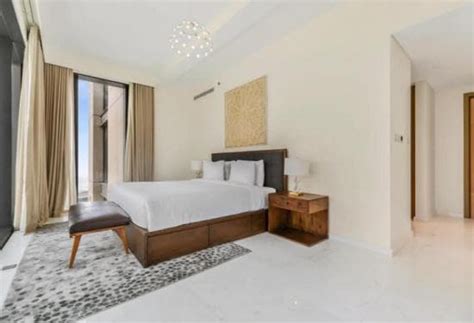 Exclusive Apartment in Downtown Dubai | LuxuryProperty.com