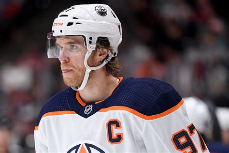 Oilers' Connor McDavid Wants NHL to Finish Year: 'Fair Season Is a Full Season'