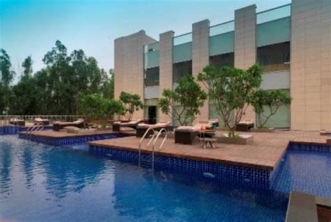 Radisson Blu Hotel in Noida, Greater Noida - Photos, Get Free Quotes ...