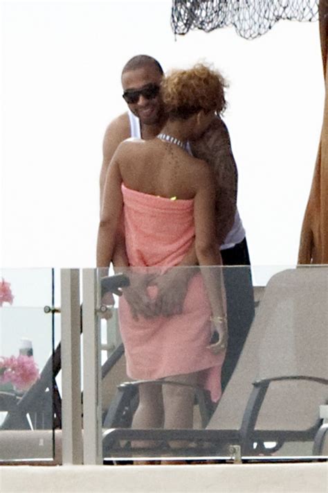 Celebrities Girlfriends,Celebrities Boyfriends,Celebrities Secrets: Rihanna New Boyfriend