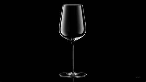 How to Shoot Clean Glassware on a Black Background With Only ...