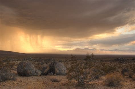 25 Amazing Photographs of Storms - DesignM.ag