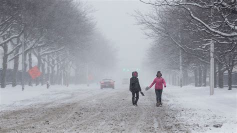 Rain, wind, and, yes, even snow expected in metro Detroit