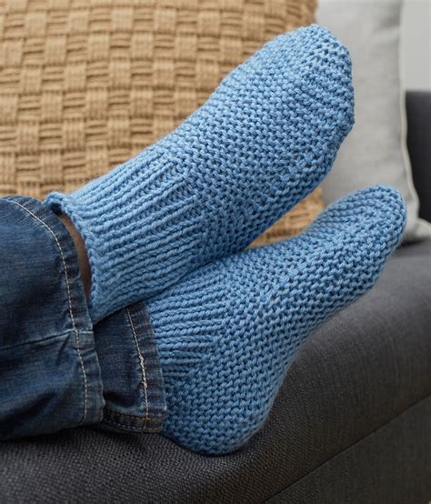 Free Knitting Pattern for Easy Time-Off Slippers | Knit slippers free ...