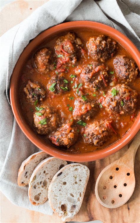 Spanish Meatballs Recipe - Whole Food Bellies