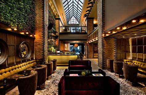 Hotel Thompson Chicago | Luxury hotel design, Hotel interiors, Chicago hotels