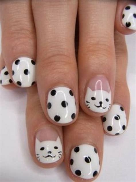 Cute Hello Kitty Nail Art Designs - Hative