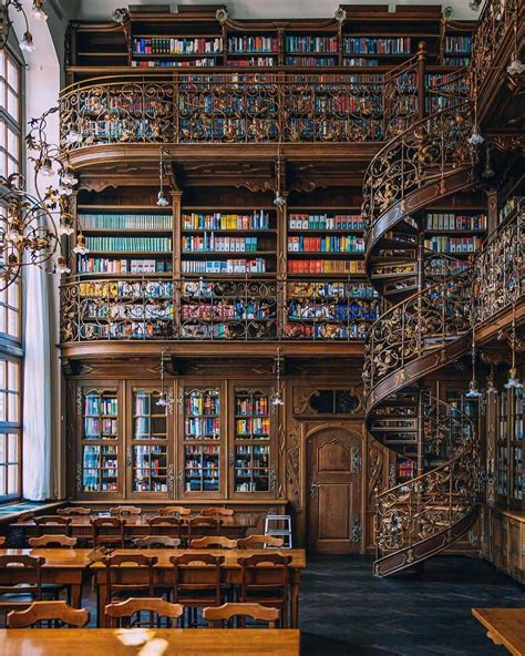 Marienplatz Library, Munich, Germany. : r/bookporn