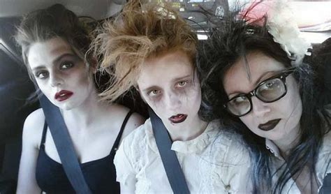 6 Steps to Making the Coolest Undead Zombie Costume | HALLOWEEN DIY ...