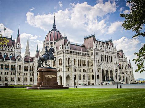 A Guide to the Parliament of Budapest | Ulysses Travel