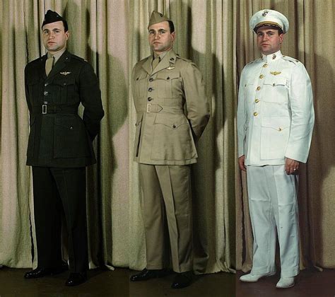 US Marines, 1940s Winter, Summer & Dress whites | Marine corps uniforms, United states marine ...