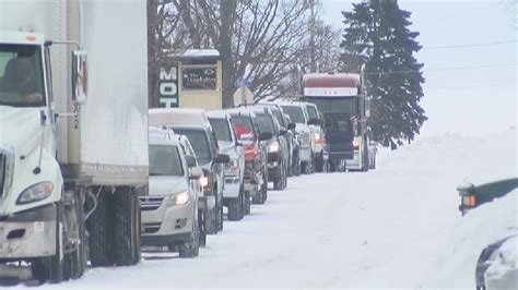 Mackinac Bridge reopens after crash | WPBN