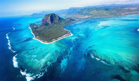 Mauritius Underwater Waterfall - How to go there in 2025