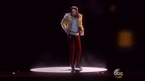 Back From The Dead – "Michael Jackson" Performs At The Billboard Music Awards 2014