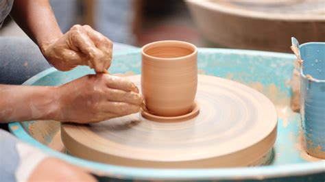 Wheel-Throwing Pottery Classes - Concrete Playground