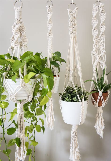 LEARN THREE BASIC MACRAME KNOTS TO CREATE YOUR WALL HANGING | Macrame plant hangers, Plant ...