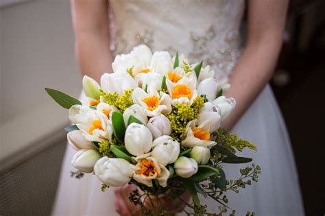 Daffodil Arrangements and Bouquet Ideas