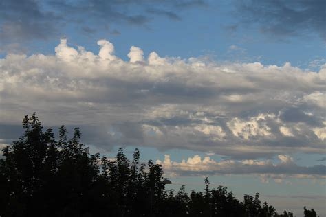 Altocumulus castellanus (Ac cas) | International Cloud Atlas