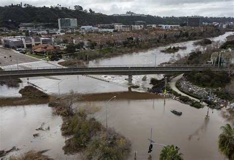 Photos: San Diego River floods in Mission Valley - The San Diego Union ...