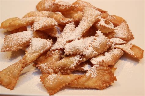 Chiacchiere Baresi | Italian bow tie cookies recipe, Desserts, Cookie recipes