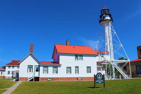 Lake Superior Lighthouses - Lake Superior Circle Tour