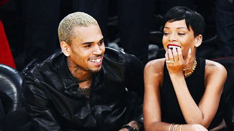 Chris Brown & Rihanna’s Relationship Timeline – Hollywood Life