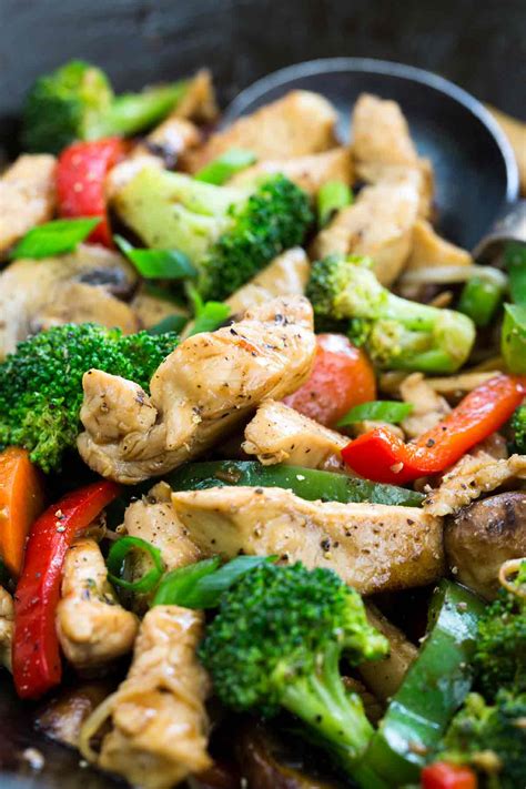 Chinese Chicken Stir-Fry with Whole30 Ingredients - Jessica Gavin