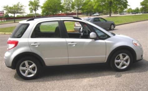 Purchase used 2008 Suzuki SX4 Hatchback - AWD (4x4) GORGEOUS GOOD MPG AUTOMATIC TRANS LOW RES ...