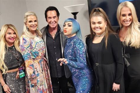 Lady Gaga, Wayne Newton meet after ‘Enigma’ show in Las Vegas | Las Vegas Review-Journal