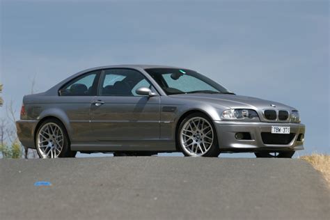 BMW M3 CSL (E46) Specs & Photos - 2003 - autoevolution