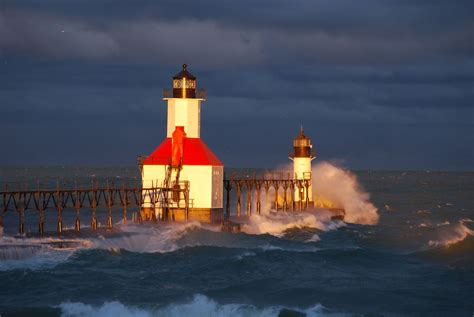 St Joseph Pier Lights, Lake Michigan, Sun is rising behind me...wow ...