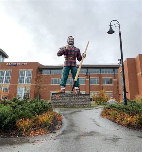 The Paul Bunyan Statue In Maine Was Just Added To A US Travel Bucket List... And We Couldn't ...