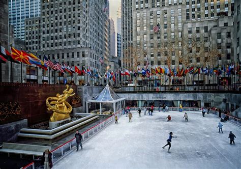 Ice Skating at Rockefeller Center in New York: A Wanderlust Experience ...