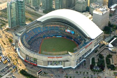 Stadiums’ grand openings: Retractable roofs at 25