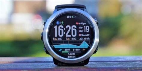 Đánh giá Garmin Forerunner 645 Music: Hỗ trợ âm nhạc, thiết kế đẹp