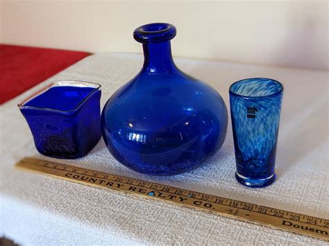 3 Piece Cobalt Blue Glass Decor | EstateSales.org