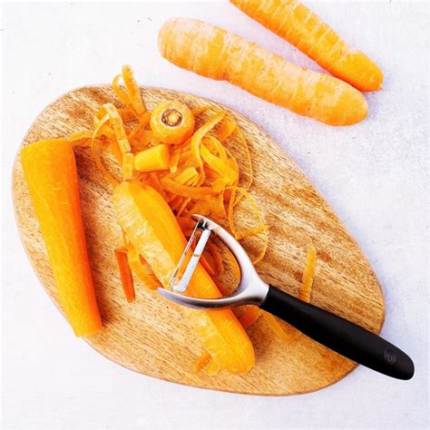 Vichy Carrots with Thyme (Glazed Carrots) – Feast Glorious Feast