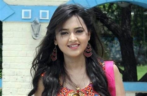 Tejaswi Prakash Wiki, Age, Height, Weight, Family, Boyfriend, Career ...