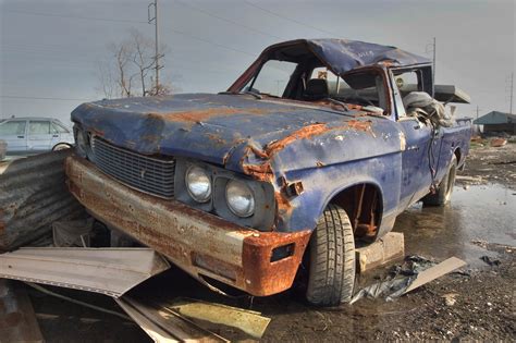 Download Old Vehicle Wreck HD Wallpaper