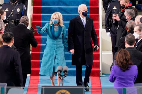 Jewel Tones and Bernie Sanders’s Mittens: Inauguration Day Fashion 2021 ...