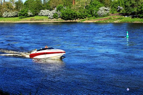 boat on the river Elbe / Magdeburg (Germany) | boat on the r… | Flickr