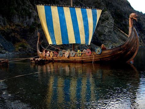 Viking longship (With images) | Longship, Viking longboat, Viking longship