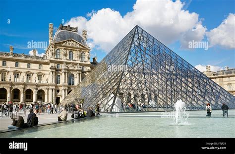 Glass pyramid Louvre Museum, Paris, France Stock Photo - Alamy