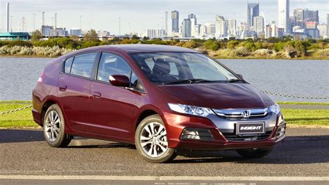 Honda Insight Hybrid Review | Magari Poa